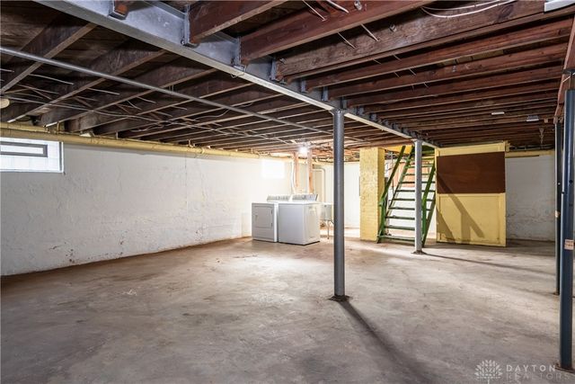 1221 Arbor Avenue, Dayton, OH 45420