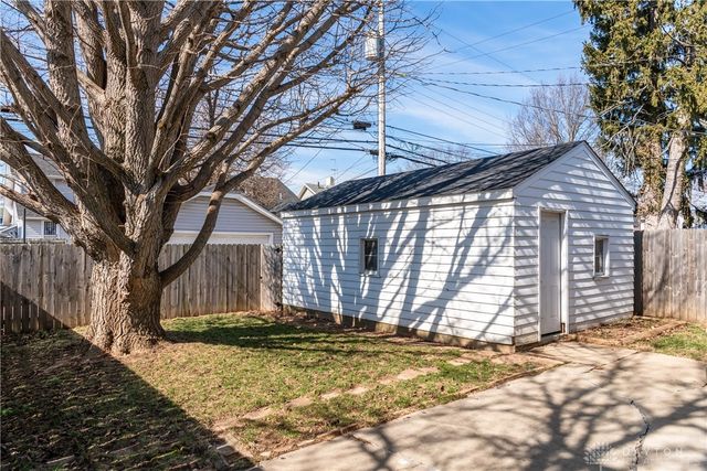 1221 Arbor Avenue, Dayton, OH 45420