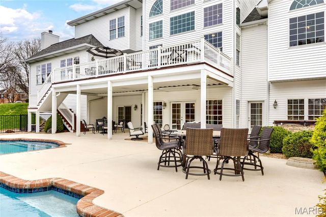 248 Camelot Drive, Weldon Spring, MO 63304