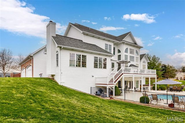 248 Camelot Drive, Weldon Spring, MO 63304