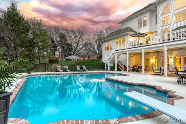 248 Camelot Drive, Weldon Spring, MO 63304