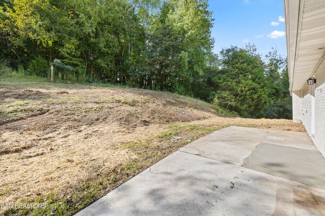 890 Old Harriman Hwy, Oliver Springs, TN 37840