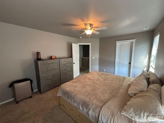 8867 W Evening Star Ln, Boise, ID 83709
