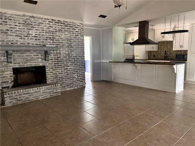 5187 Somerset W Drive, Mobile, AL 36619