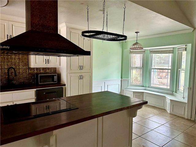 5187 Somerset W Drive, Mobile, AL 36619