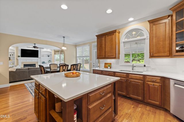 400 Allenhurst Place, Cary, NC 27518