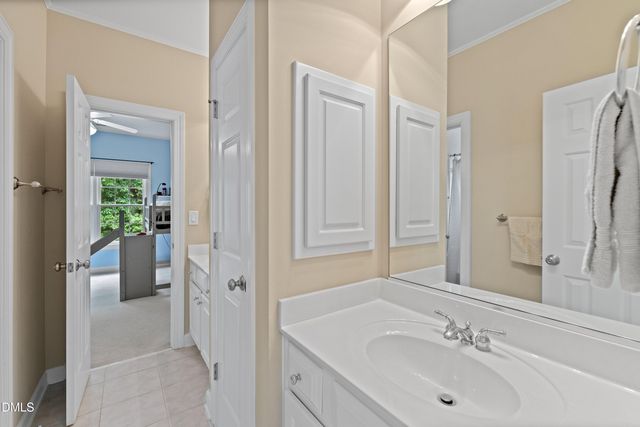400 Allenhurst Place, Cary, NC 27518