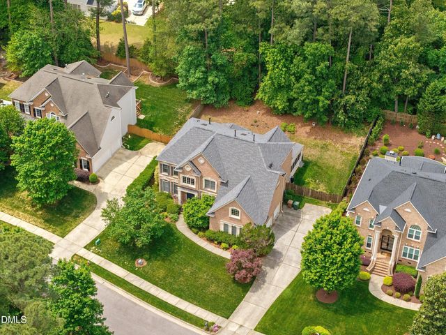 400 Allenhurst Place, Cary, NC 27518