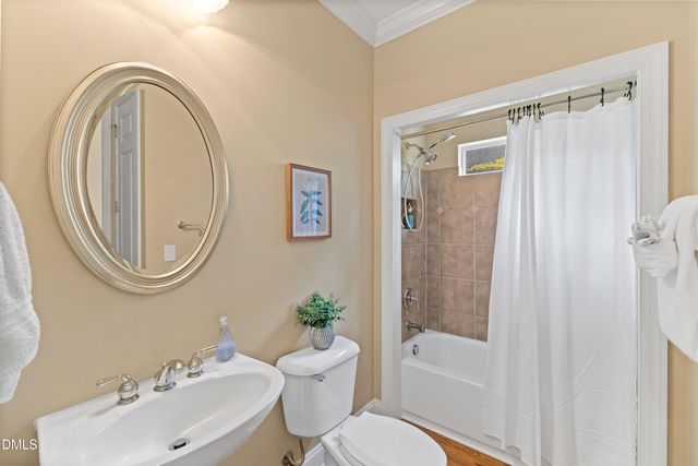 400 Allenhurst Place, Cary, NC 27518