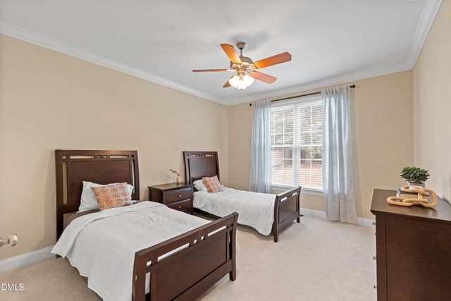 400 Allenhurst Place, Cary, NC 27518