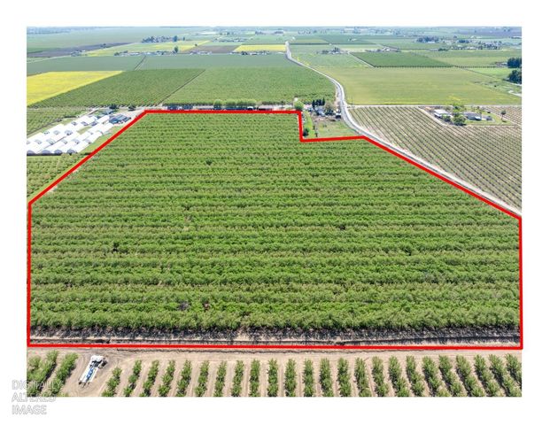 1613 Fig Ave, Patterson, CA 95363