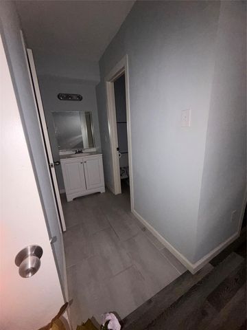 4626 Bell Street 6, Houston, TX 77023