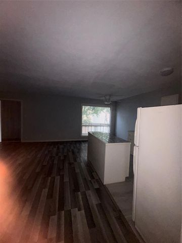 4626 Bell Street 6, Houston, TX 77023