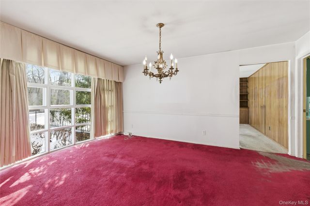 22 Wenwood Drive, Glen Head, NY 11545