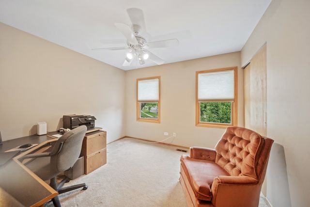 3444 Drover Lane, Darien, IL 60561