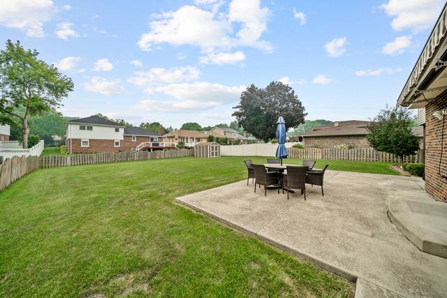 3444 Drover Lane, Darien, IL 60561