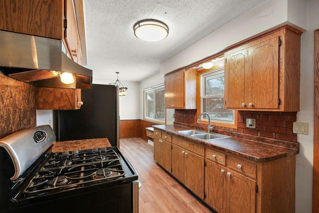 10933 Gettysburg Avenue N, Champlin, MN 55316