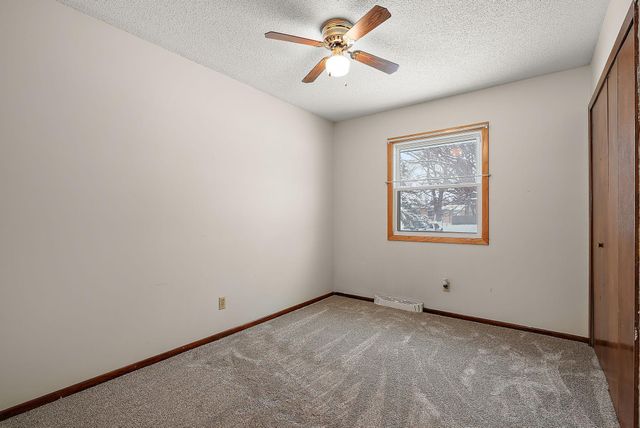 10933 Gettysburg Avenue N, Champlin, MN 55316