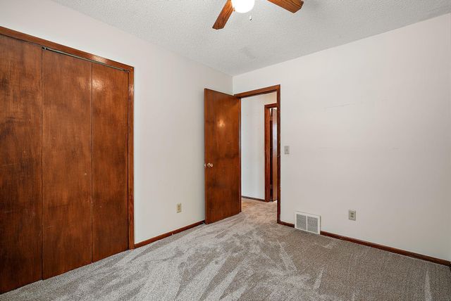 10933 Gettysburg Avenue N, Champlin, MN 55316