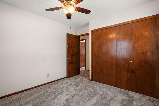 10933 Gettysburg Avenue N, Champlin, MN 55316