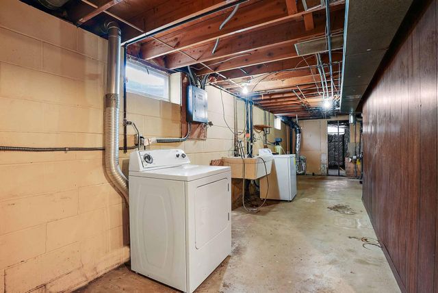 10933 Gettysburg Avenue N, Champlin, MN 55316