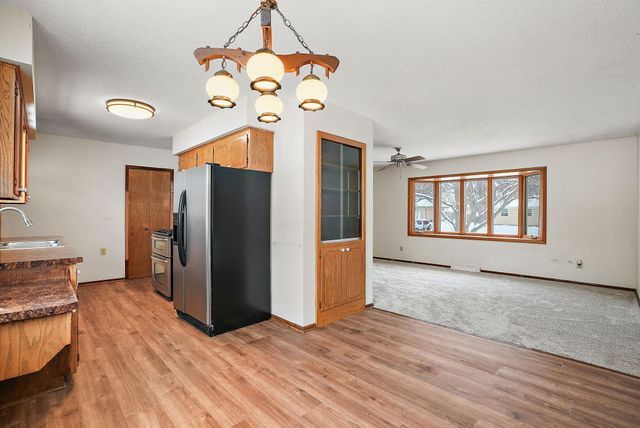 10933 Gettysburg Avenue N, Champlin, MN 55316