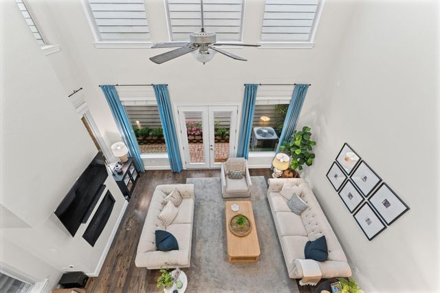 3504 Vista Terrace Lane, Houston, TX 77018