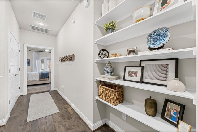 3504 Vista Terrace Lane, Houston, TX 77018