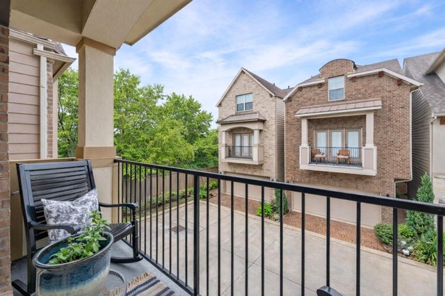 3504 Vista Terrace Lane, Houston, TX 77018