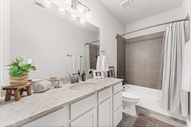 3504 Vista Terrace Lane, Houston, TX 77018