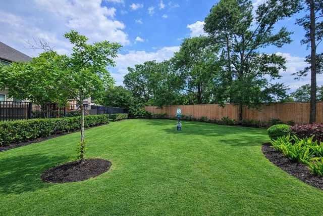 3504 Vista Terrace Lane, Houston, TX 77018