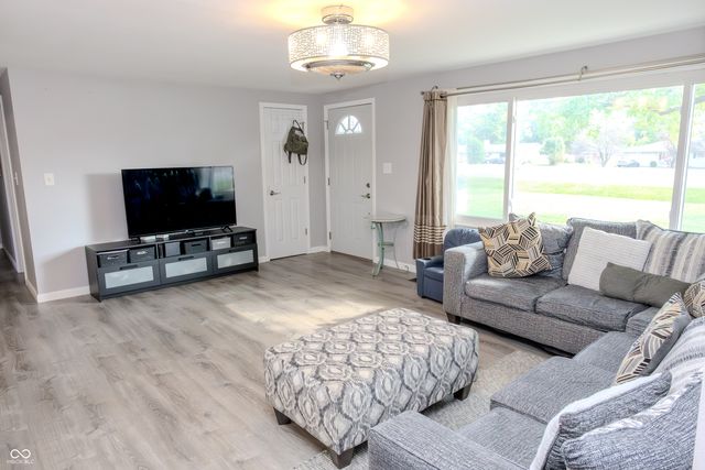 2101 Lafayette Road, Crawfordsville, IN 47933