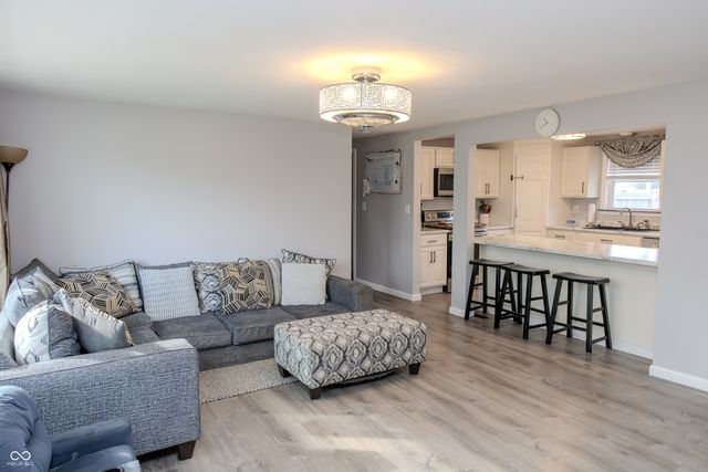 2101 Lafayette Road, Crawfordsville, IN 47933