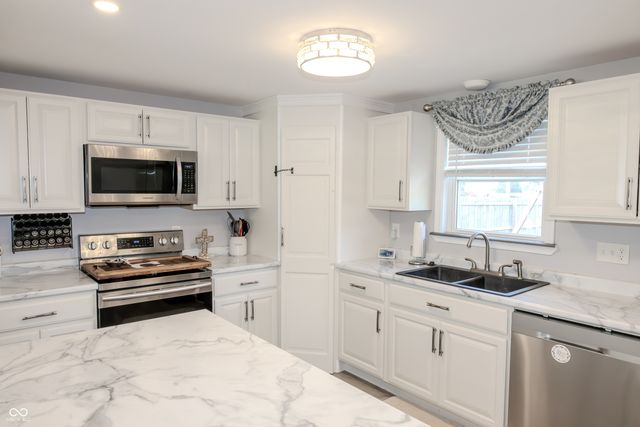 2101 Lafayette Road, Crawfordsville, IN 47933