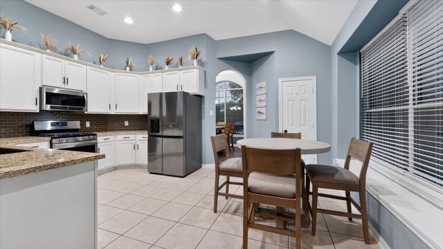 605 Pelican Harbour Drive, Texas City, TX 77590