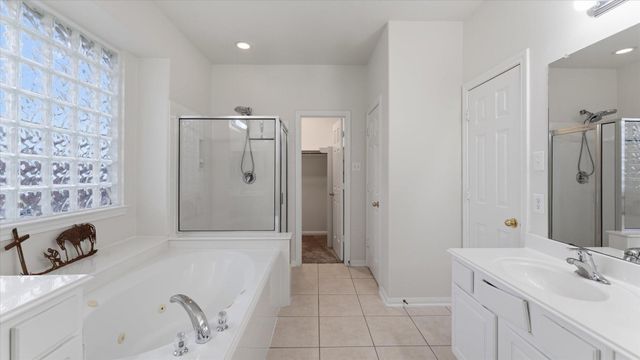 605 Pelican Harbour Drive, Texas City, TX 77590
