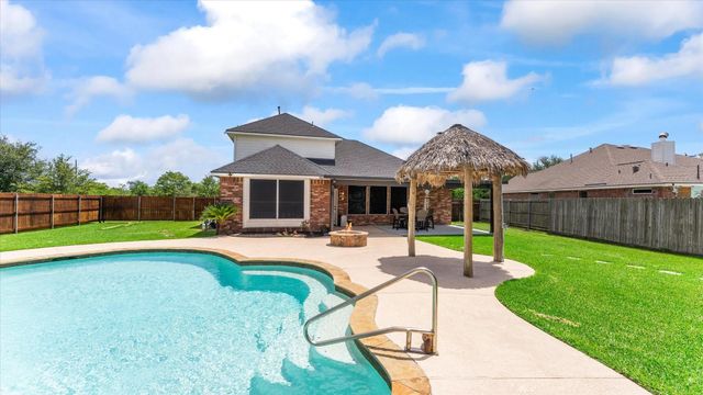 605 Pelican Harbour Drive, Texas City, TX 77590