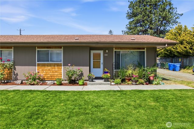 8303 John Dower Road SW, Lakewood, WA 98499