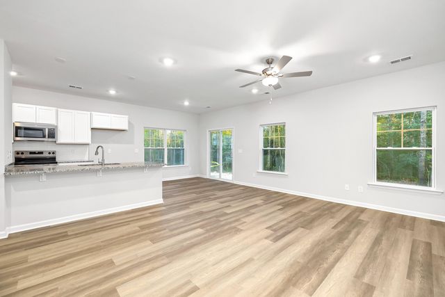 161 Raglins Way, Lugoff, SC 29078