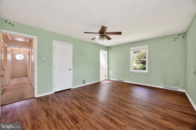 217 SHROPSHIRE DR, West Chester, PA 19382