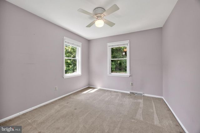 217 SHROPSHIRE DR, West Chester, PA 19382