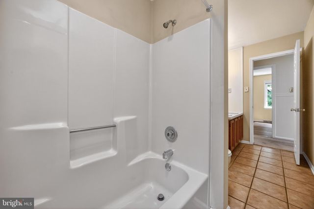 217 SHROPSHIRE DR, West Chester, PA 19382