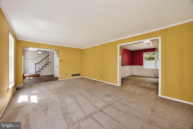 217 SHROPSHIRE DR, West Chester, PA 19382