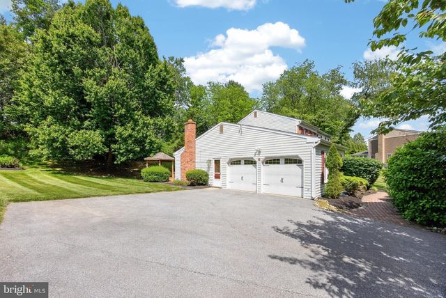 217 SHROPSHIRE DR, West Chester, PA 19382