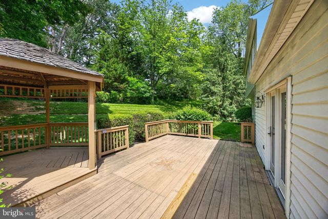 217 SHROPSHIRE DR, West Chester, PA 19382