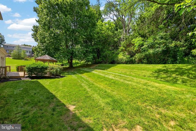 217 SHROPSHIRE DR, West Chester, PA 19382