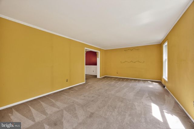 217 SHROPSHIRE DR, West Chester, PA 19382