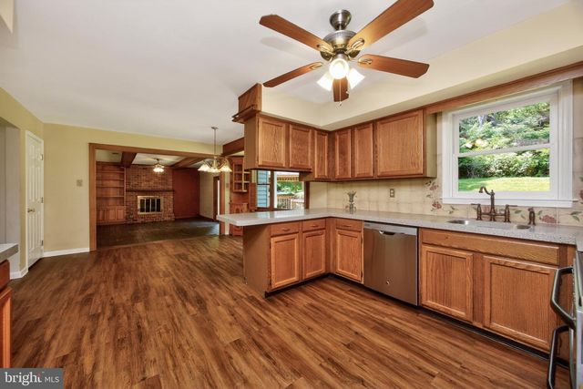 217 SHROPSHIRE DR, West Chester, PA 19382