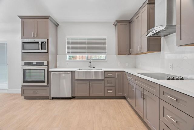 360 Mount Oso Ave, Tracy, CA 95376