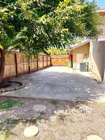360 Mount Oso Ave, Tracy, CA 95376